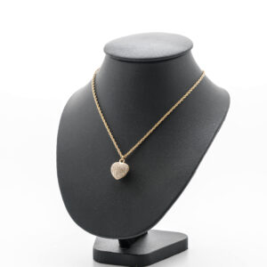 heart necklace