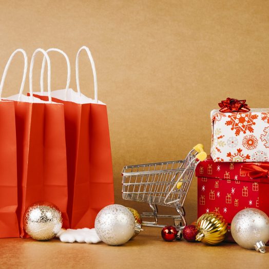 christmas-sales-concept-with-bags-gift-boxes